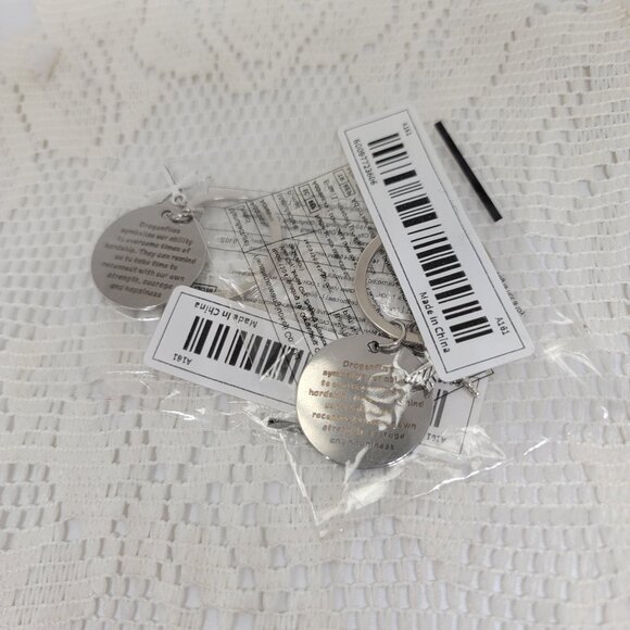 Inspirational Dragonfly Keychain Strength and Courage Silver Tone One Size - Picture 2 of 9